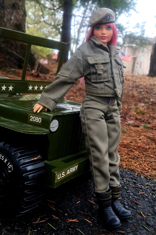 Military Daisy 04.jpg